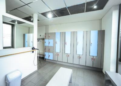 Umkleide- und Waschraum bei Medifit Therapiezentrum in Köln-Rodenkirchen